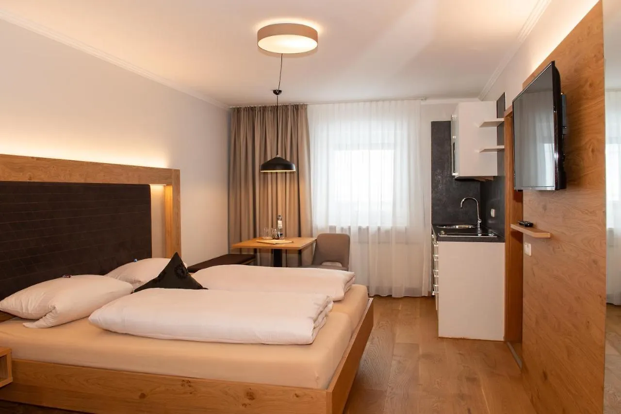 Hotel Bockmaier Oberpframmern 3*,