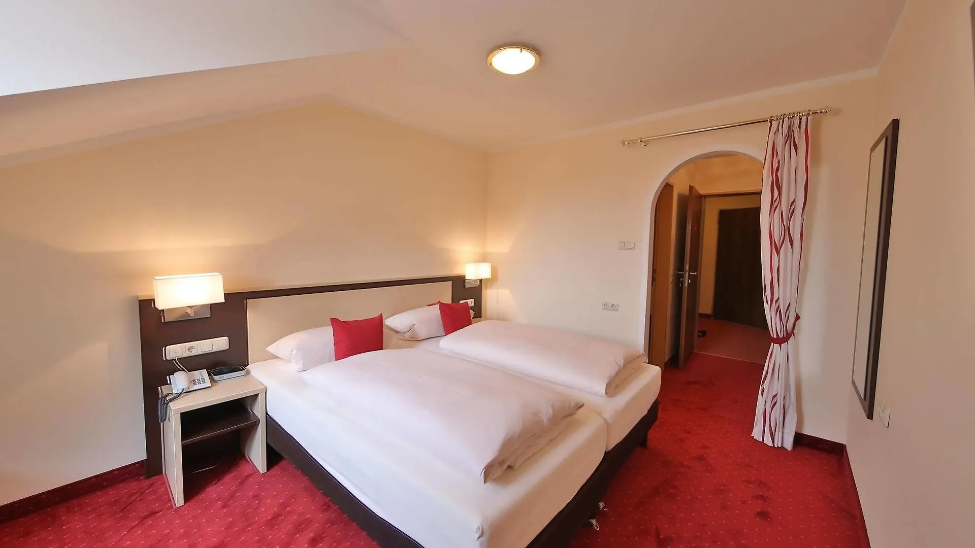 Hotel Bockmaier Oberpframmern